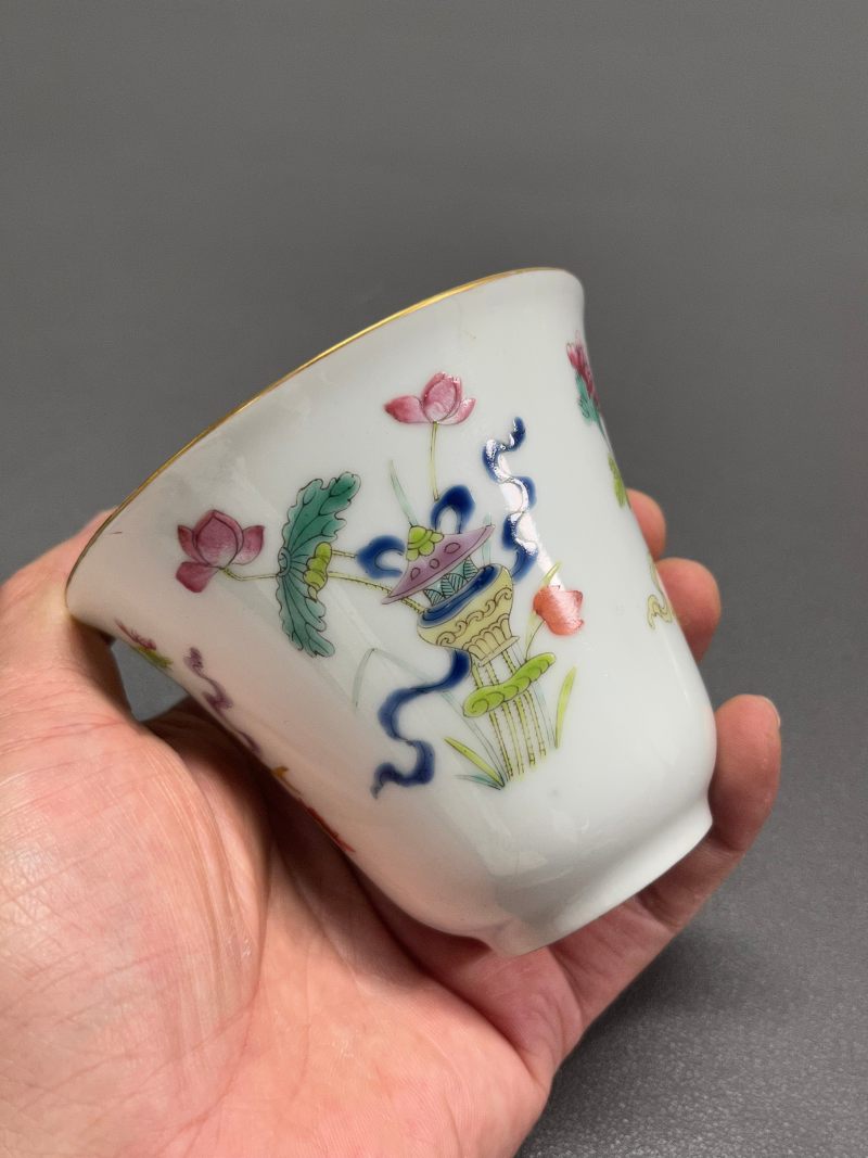 清道光  粉彩花卉八吉祥纹盖杯 - 图31