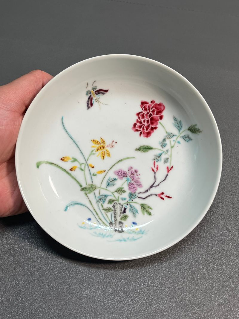 清雍正  粉彩蝶恋花盘 - 图5