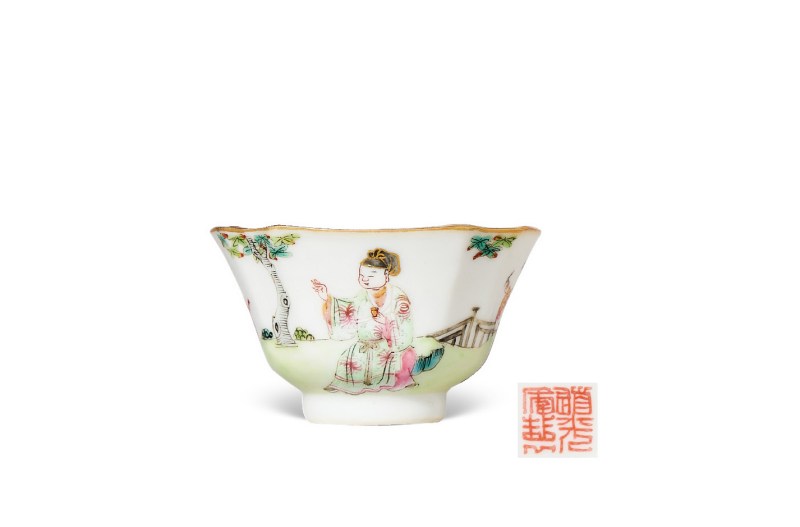 清道光  粉彩“四爱”图倭角杯