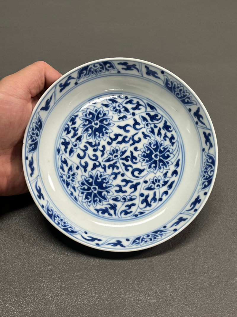 清道光 青花缠枝莲纹盘 - 图3