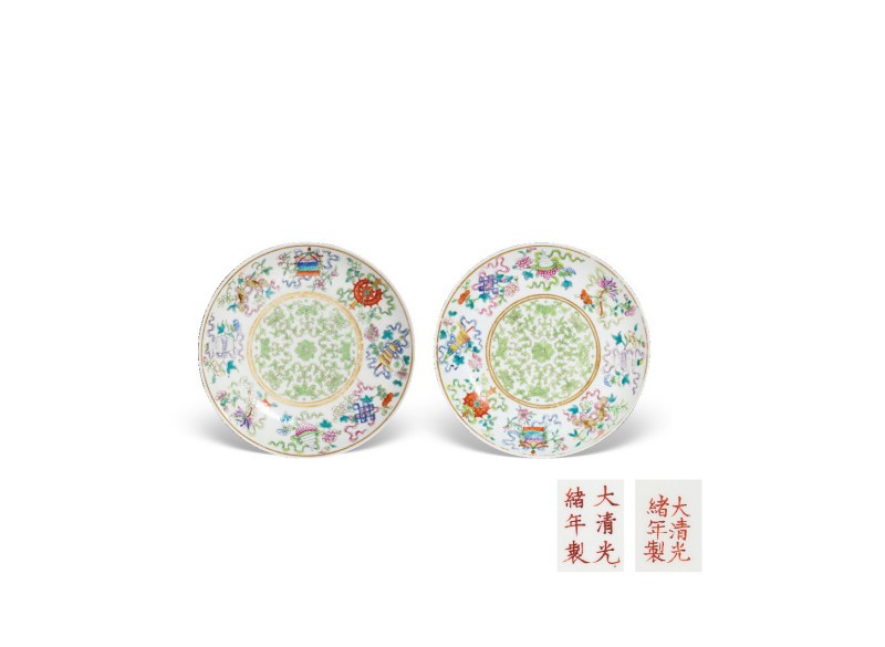 清光绪  粉彩八吉祥纹盘（一对）