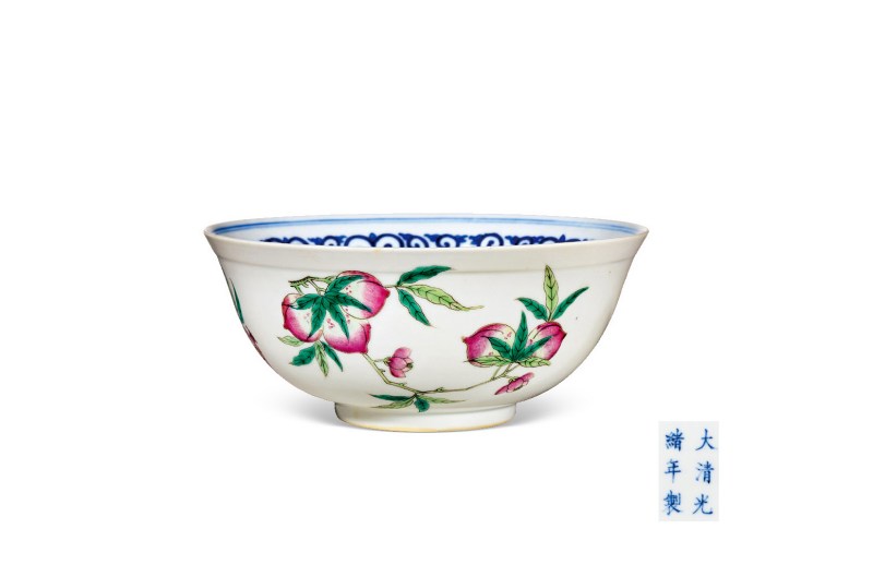 清光绪  内青花外粉彩瑞果纹碗 - 图1