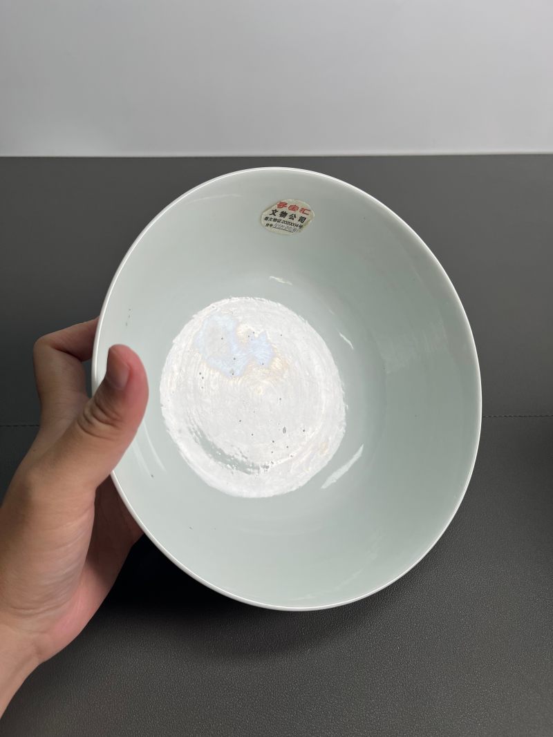 清光绪  粉彩花蝶纹大碗 - 图9