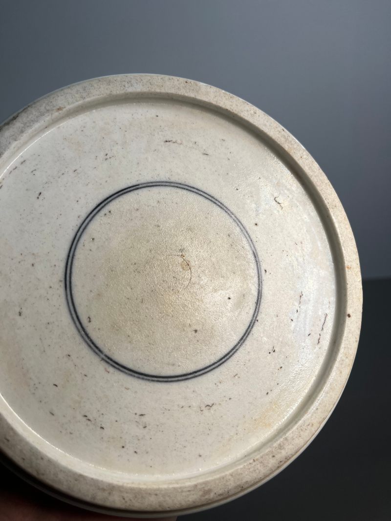 清康熙  素三彩“雏鸡牡丹”图花觚 - 图21