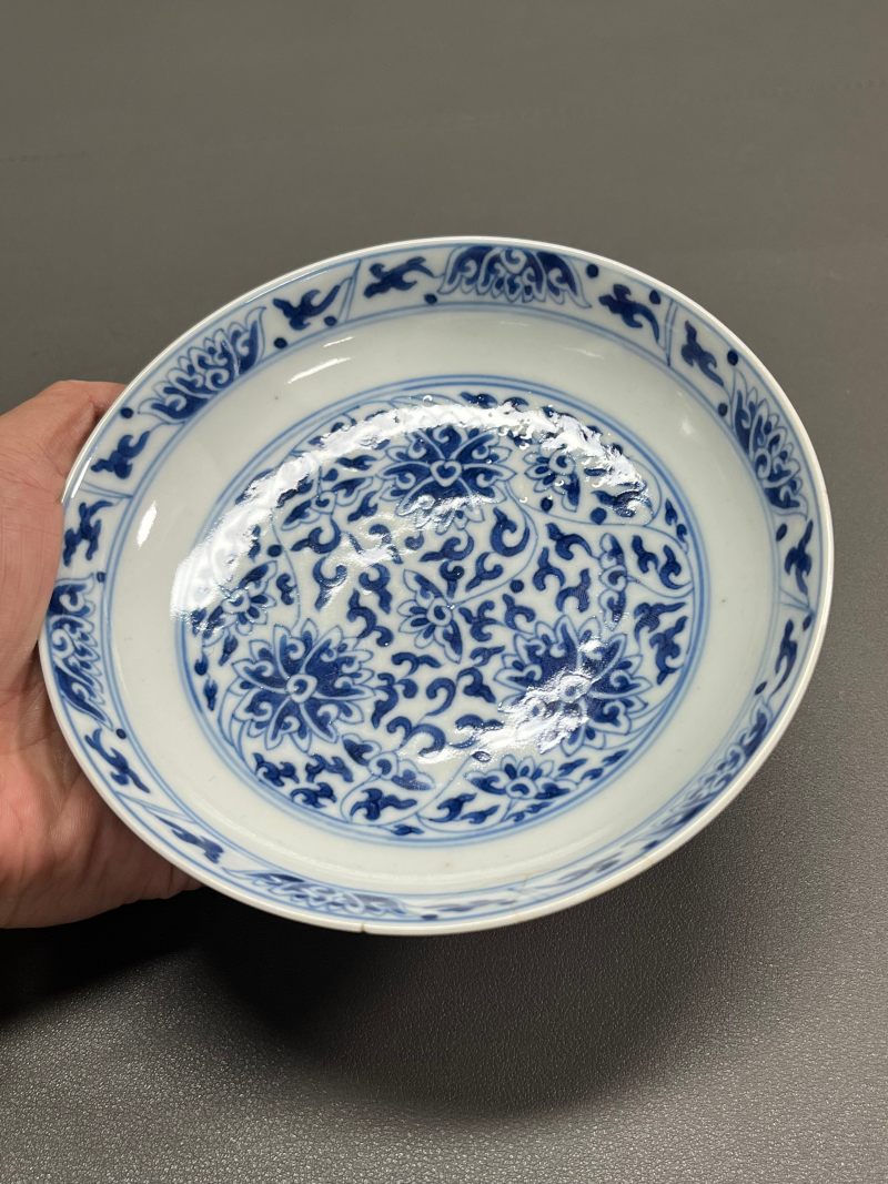 清道光 青花缠枝莲纹盘 - 图4