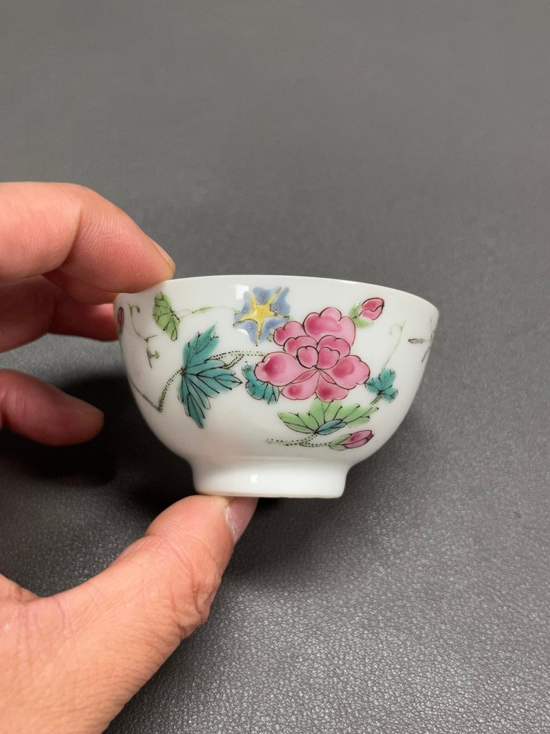 清雍正 粉彩花卉纹杯 - 图7