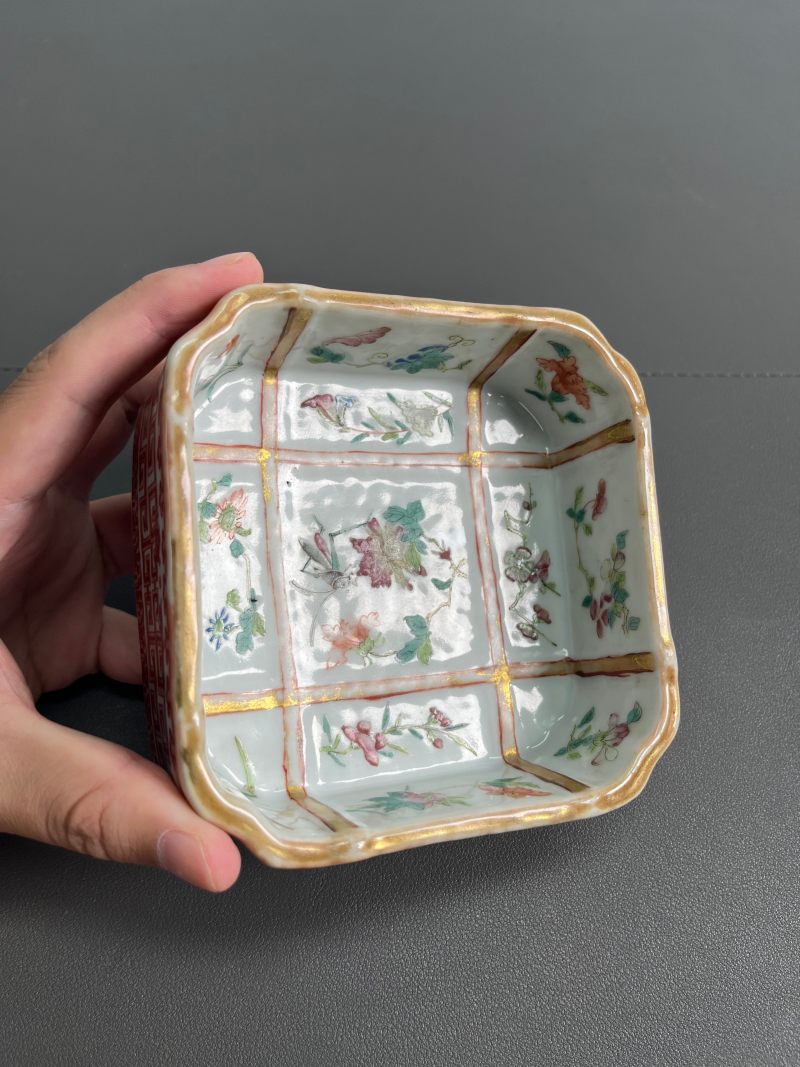 清咸丰  粉彩矾红描金夔龙纹倭角格栅洗 - 图5