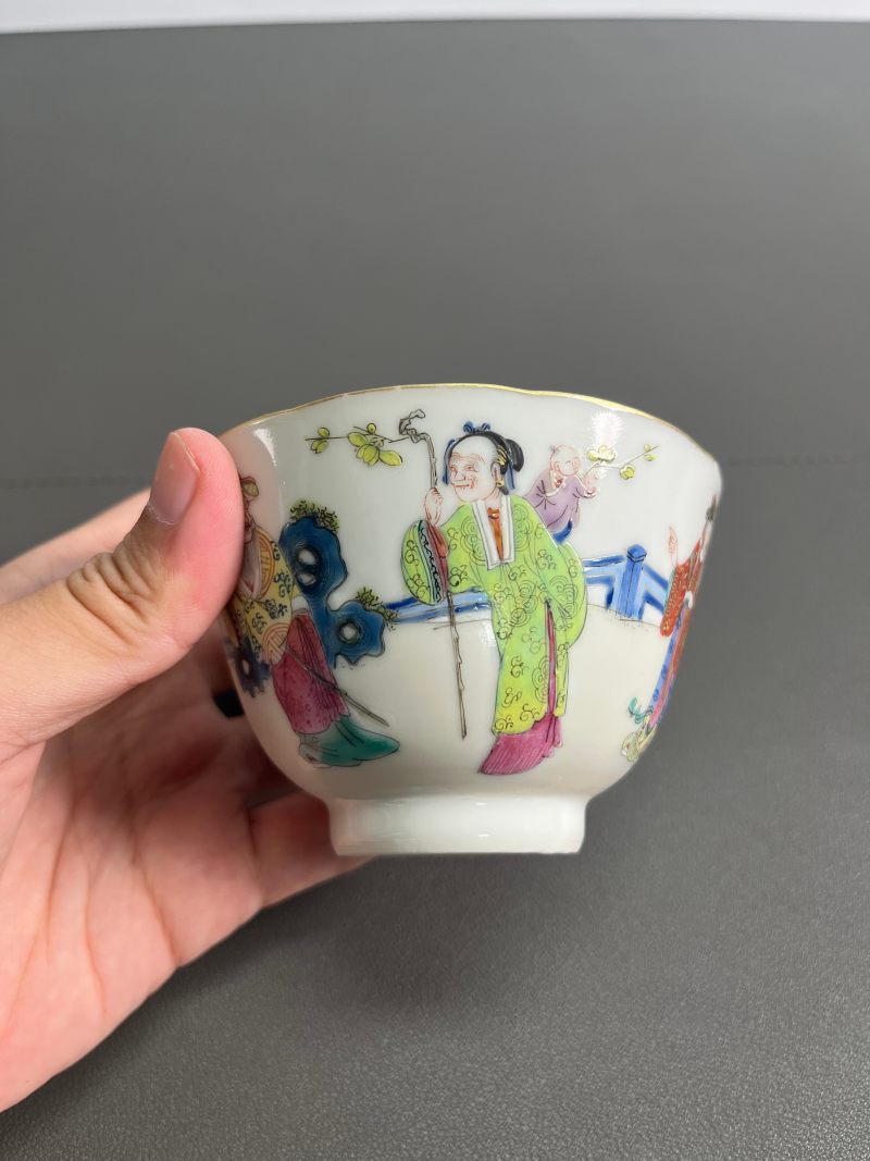 清道光  粉彩“十二花神”图盖碗 - 图7