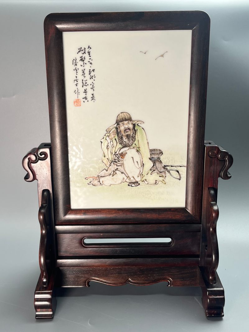 民国  “方云峰”作粉彩“渔家乐”人物故事
图插屏 - 图4