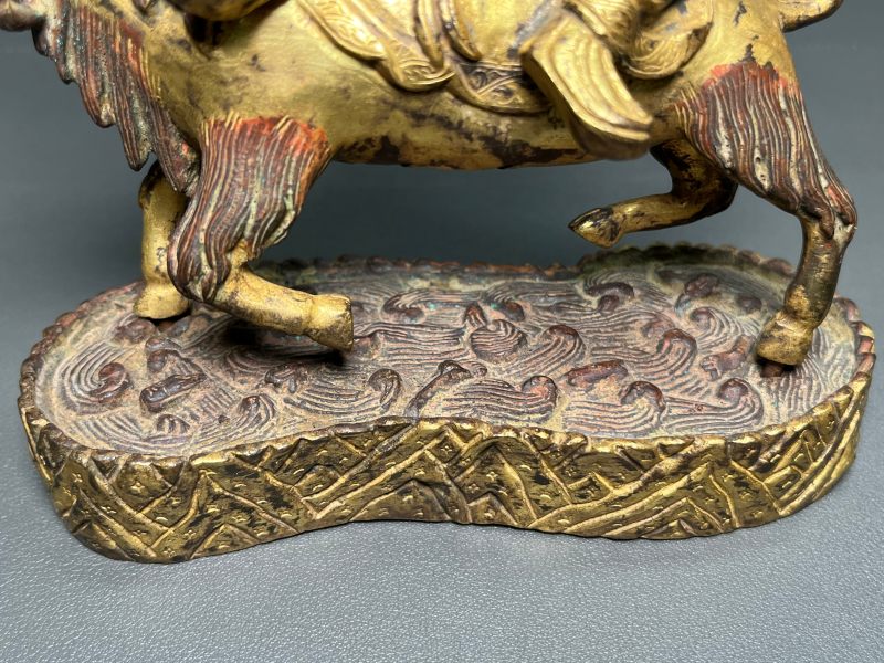 清早期  铜鎏金吉祥天母像 - 图9
