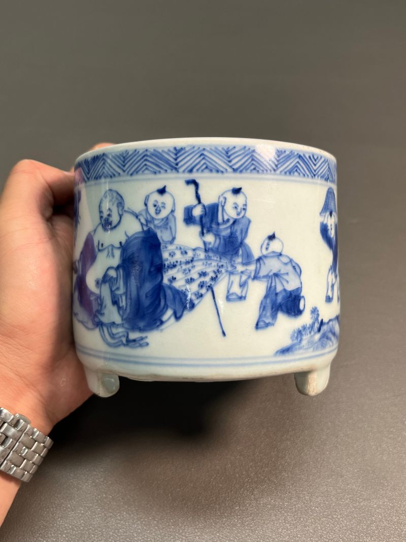 清顺治  青花“六子戏弥勒”图琴炉 - 图5