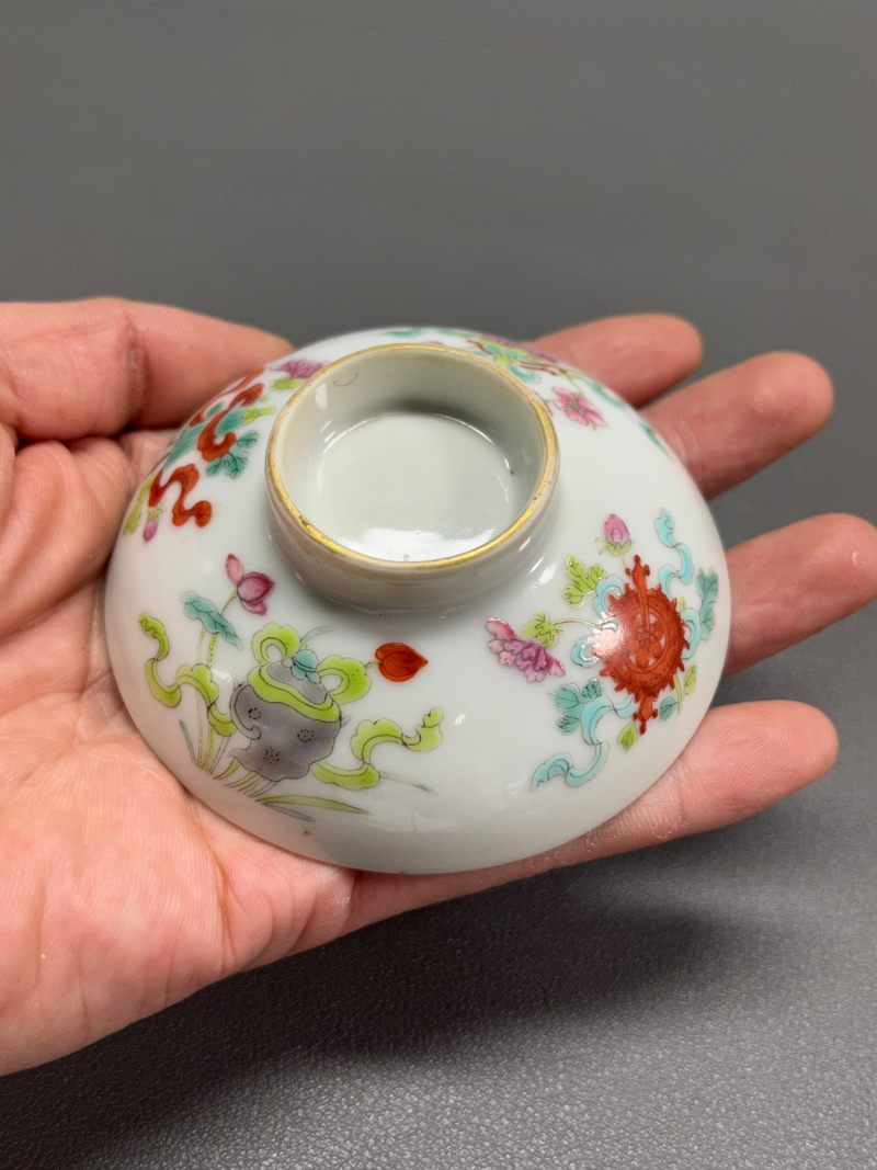 清道光  粉彩花卉八吉祥纹盖杯 - 图37