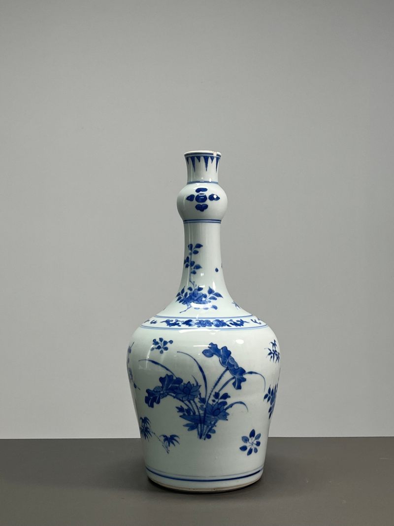明崇祯 青花花鸟图瓶 - 图4
