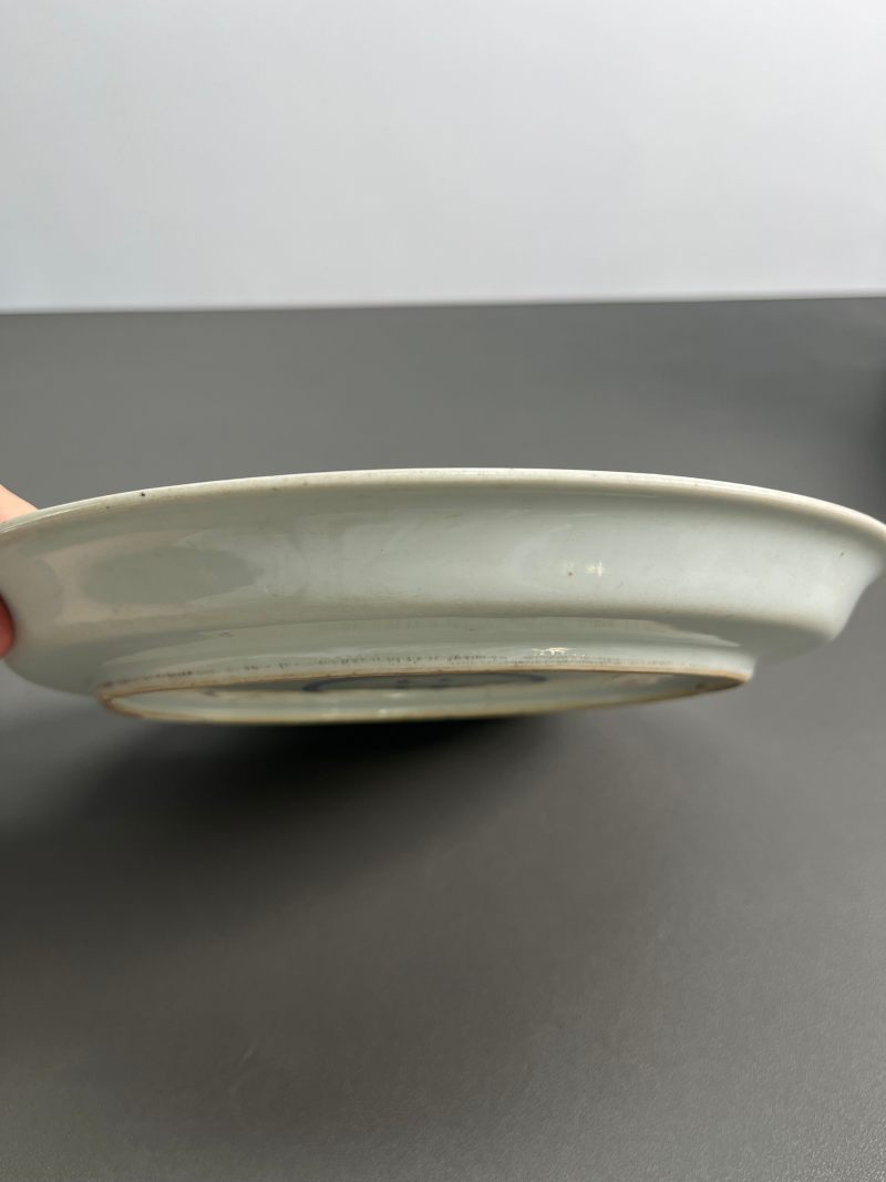清康熙 青花博古纹大茶盘 - 图6