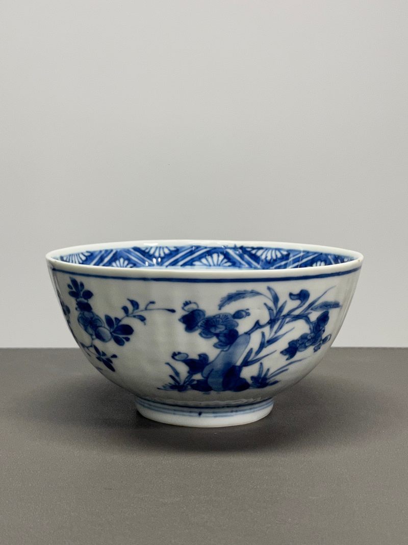 清康熙 青花折枝花卉纹菊瓣碗-多宝古瓷宝典