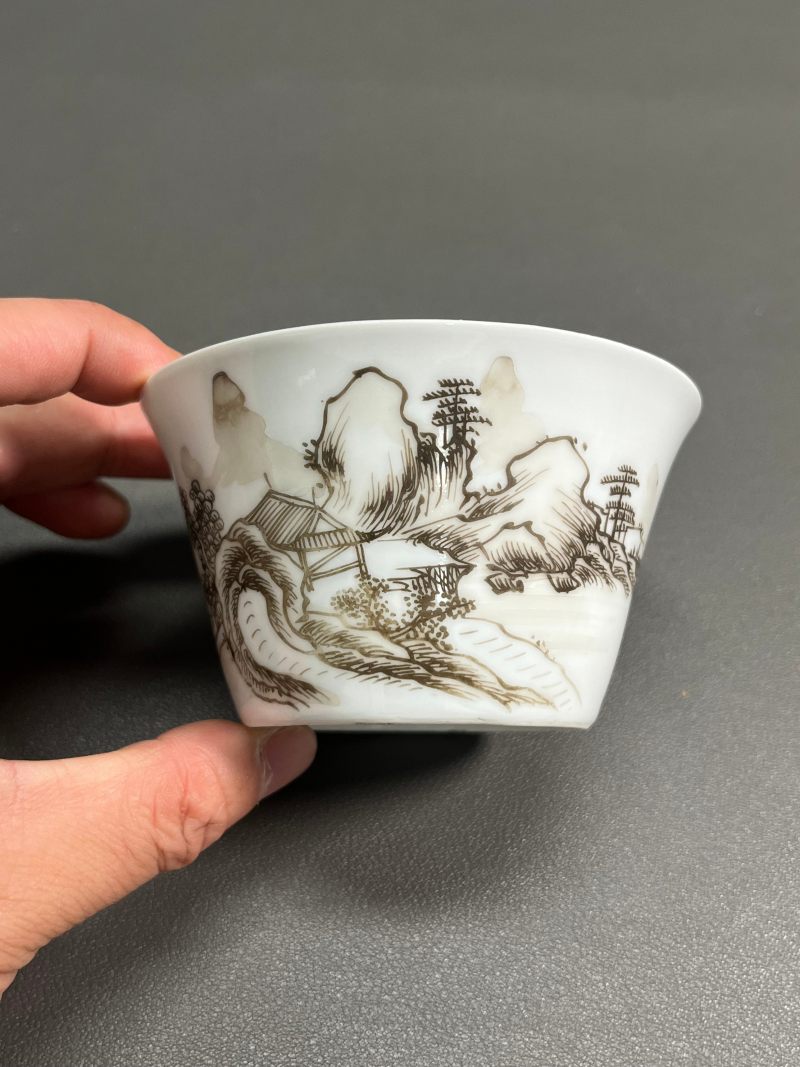 清雍正  墨彩山水人物马蹄杯 - 图7