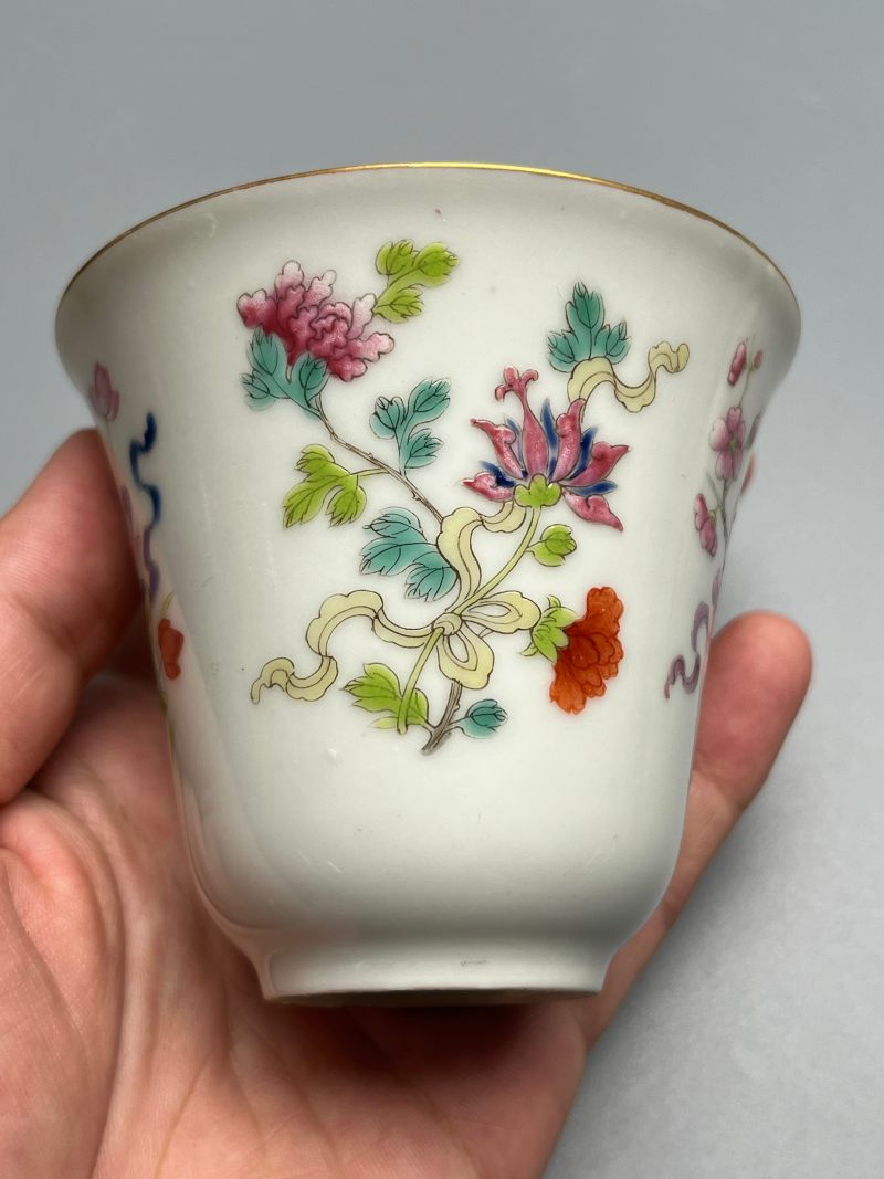 清道光  粉彩花卉八吉祥纹盖杯 - 图7
