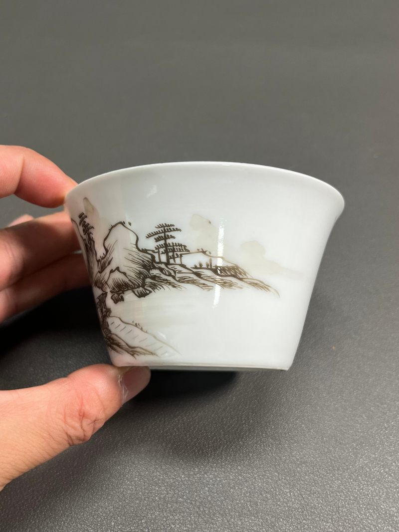 清雍正  墨彩山水人物马蹄杯 - 图8