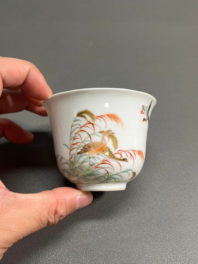 民国“居仁堂制”款粉彩芦雁图诗文杯（一对） - 图3