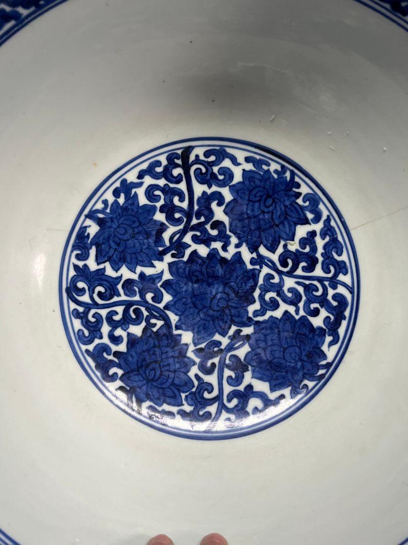 明嘉靖 青花缠枝莲纹大碗 - 图13
