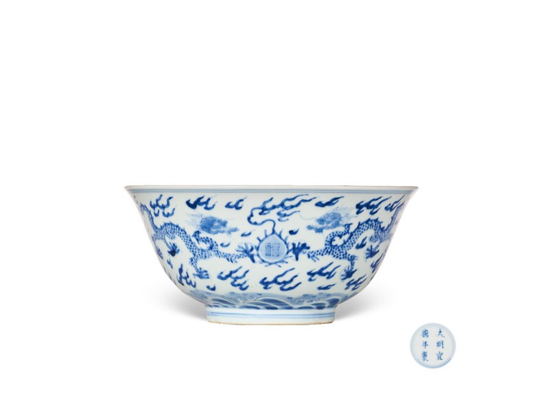 清康熙  青花“双龙捧福寿”纹大碗