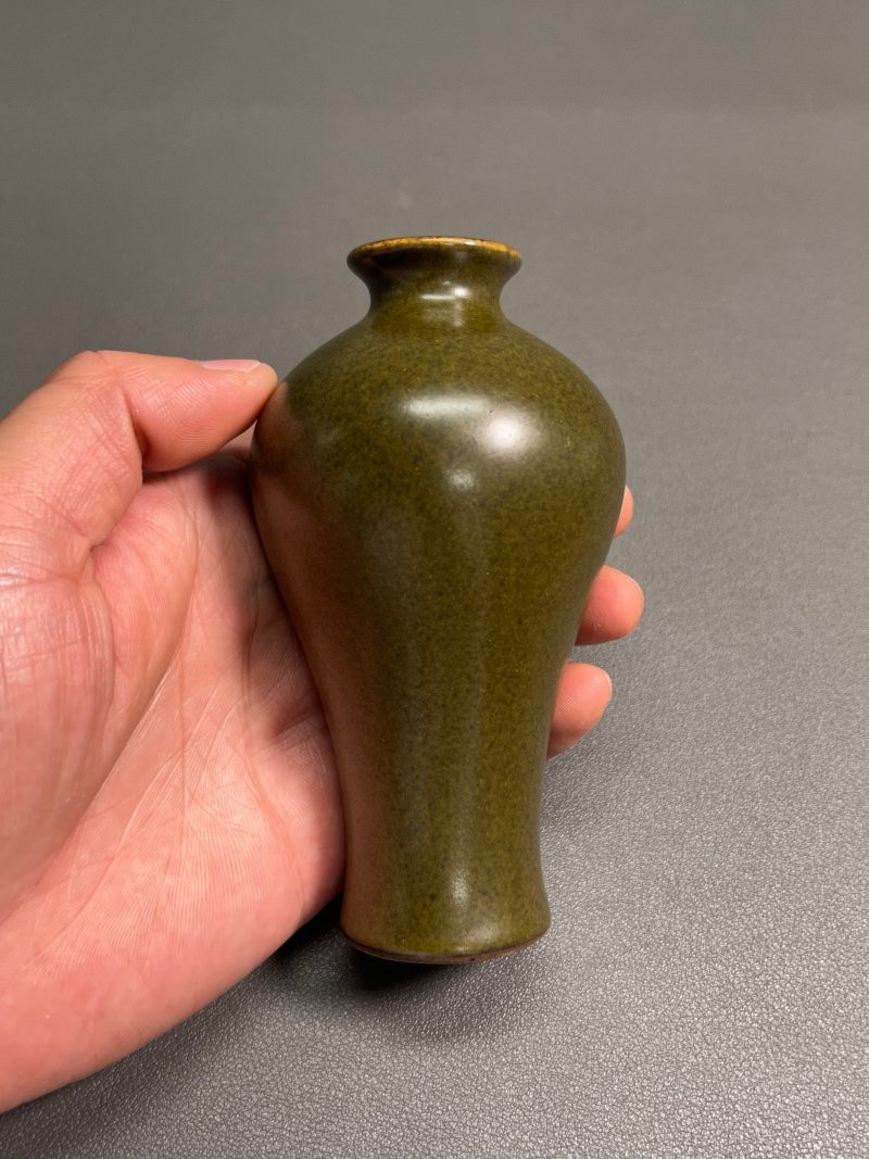 清乾隆 茶叶末釉小梅瓶 - 图5