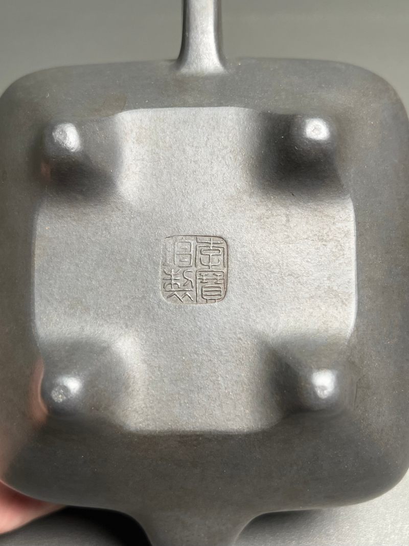 民国  “李宝珍”制传炉紫砂壶 - 图32