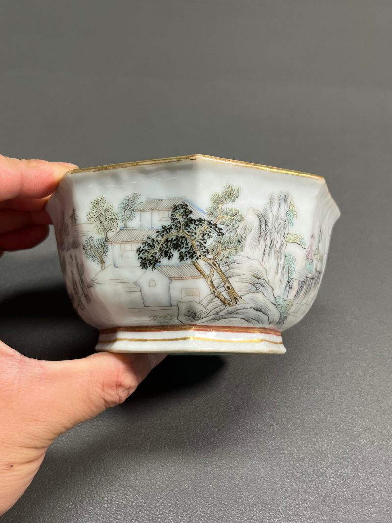 清道光  粉彩山水人物供碗 - 图3