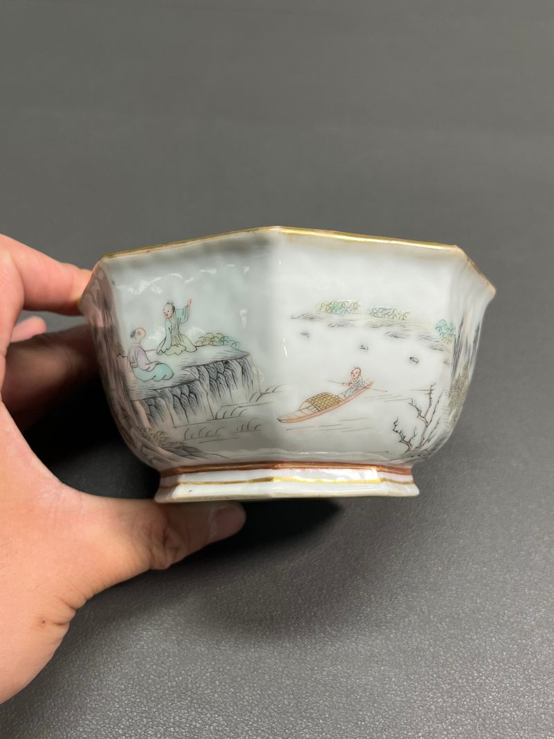清道光  粉彩山水人物供碗 - 图4