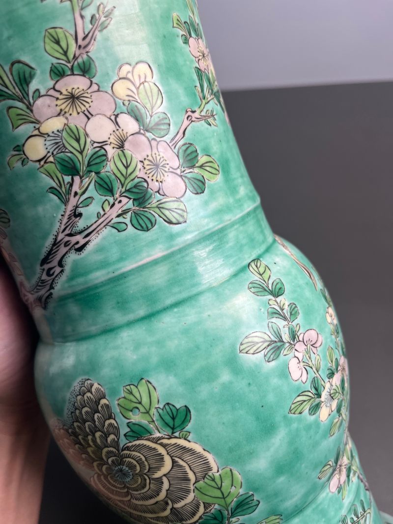 清康熙  素三彩“雏鸡牡丹”图花觚 - 图14