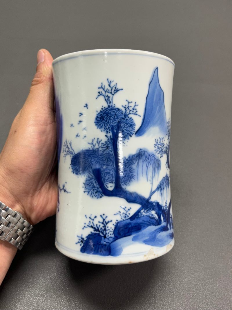 清康熙  青花踏雪寻梅图笔筒 - 图7