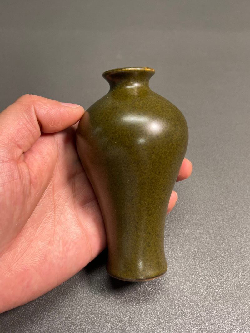 清乾隆 茶叶末釉小梅瓶 - 图8