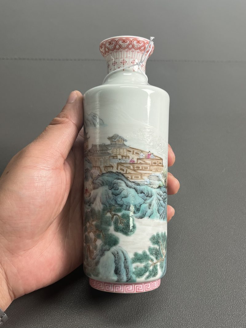 民国  粉彩“瑶台仙境”图瓶 - 图6