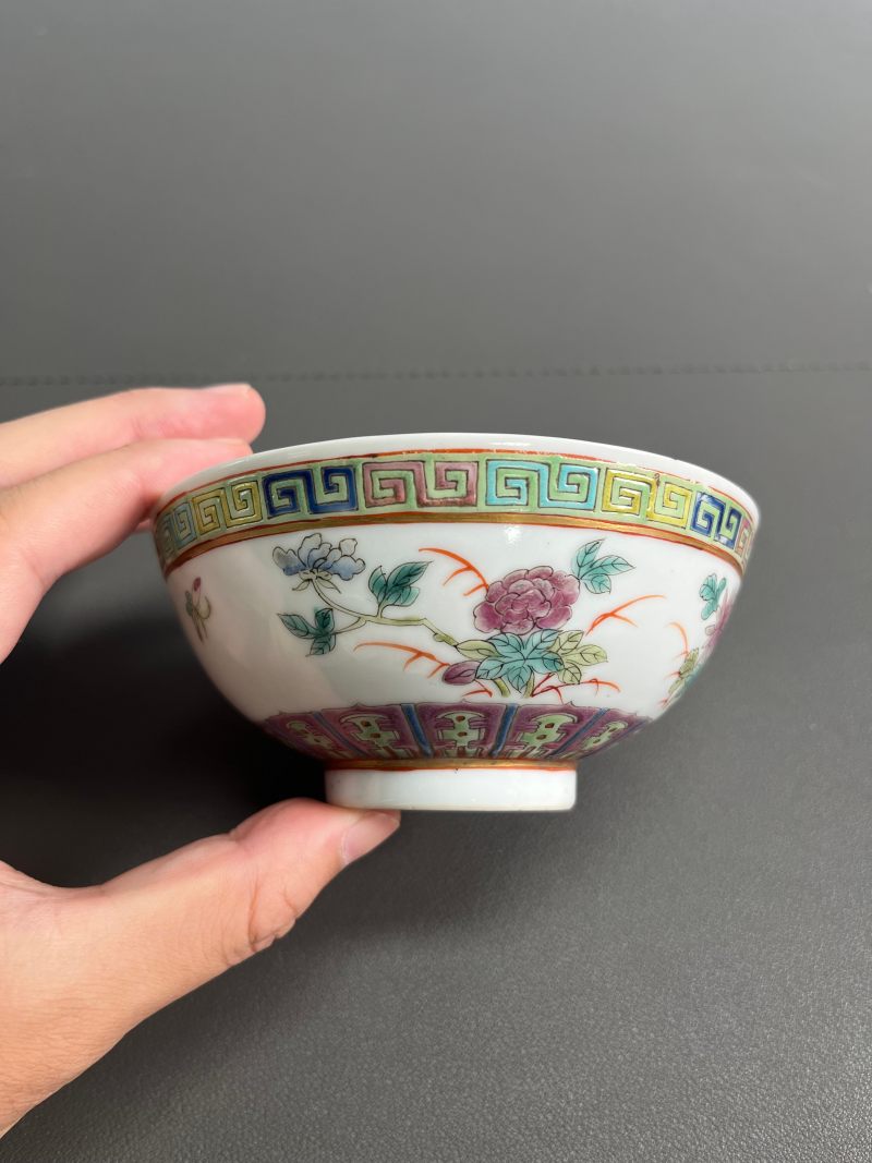 清光绪  粉彩折枝花卉纹碗 - 图3