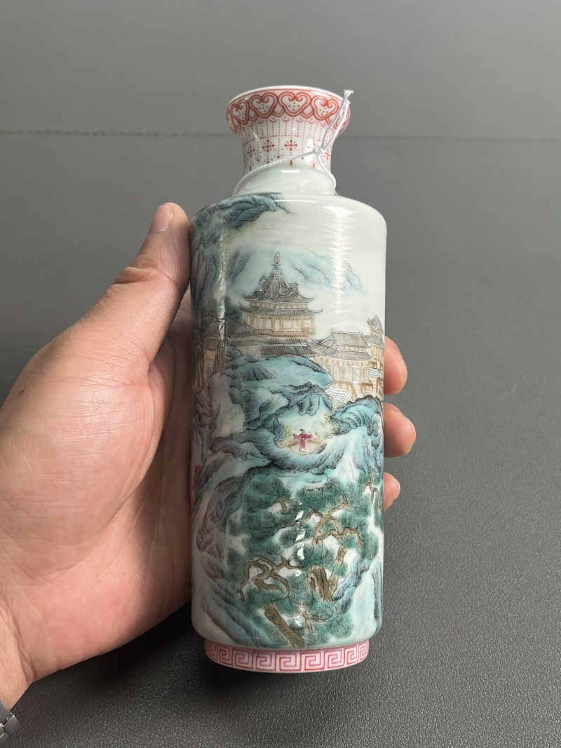 民国  粉彩“瑶台仙境”图瓶 - 图7