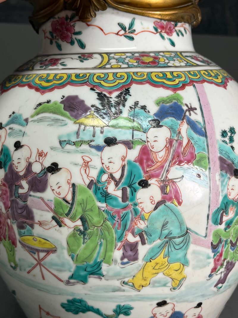 清雍正  粉彩“百子嬉春”图大罐 - 图10