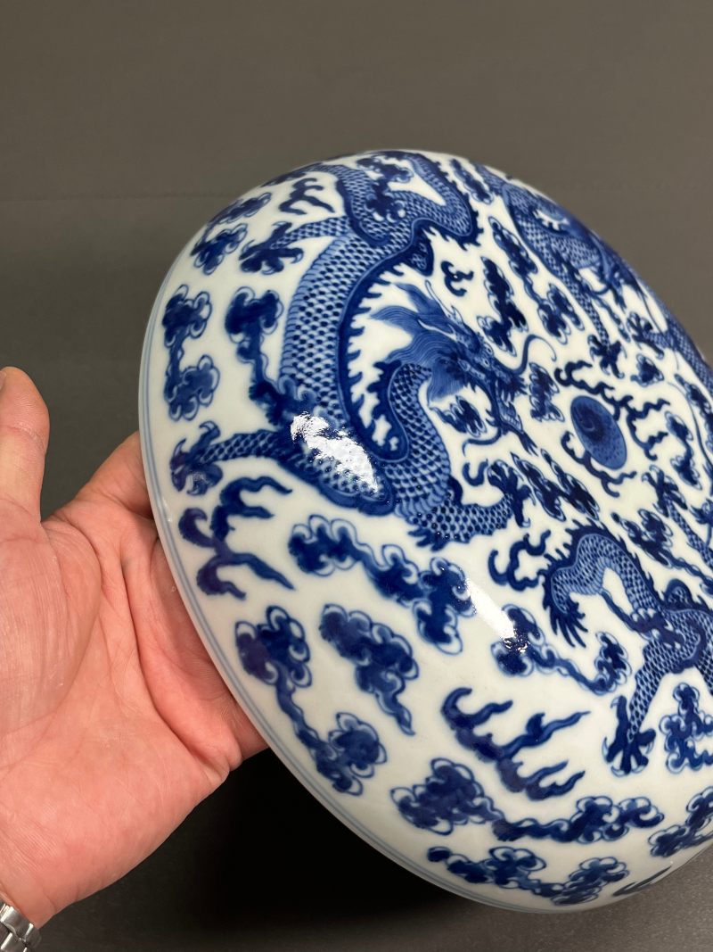 清光绪  青花云龙纹大捧盒 - 图13