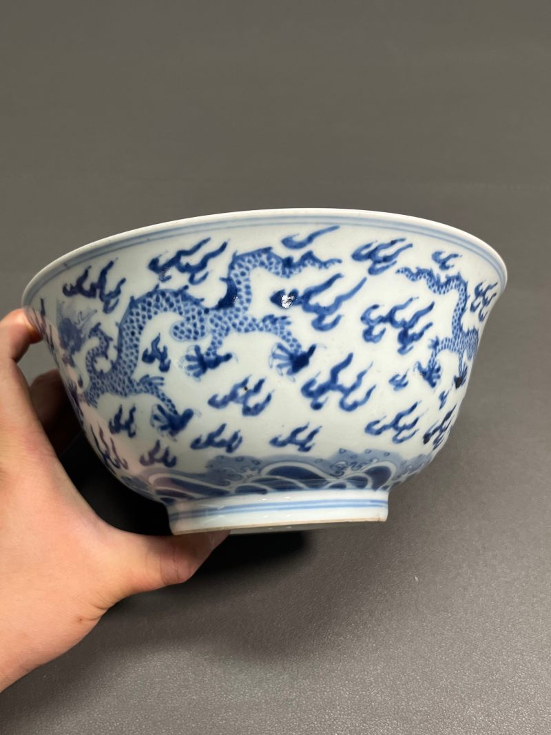 清康熙  青花“双龙捧福寿”纹大碗 - 图7