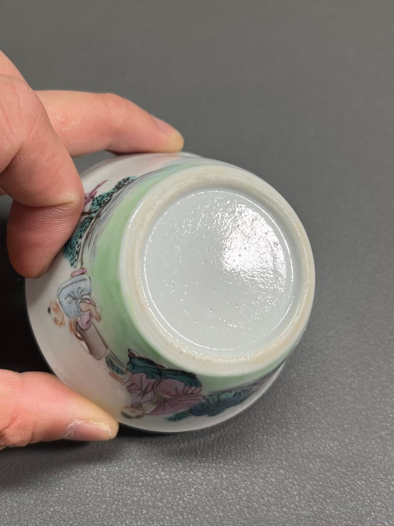 清雍正  粉彩人物故事图马蹄杯 - 图12