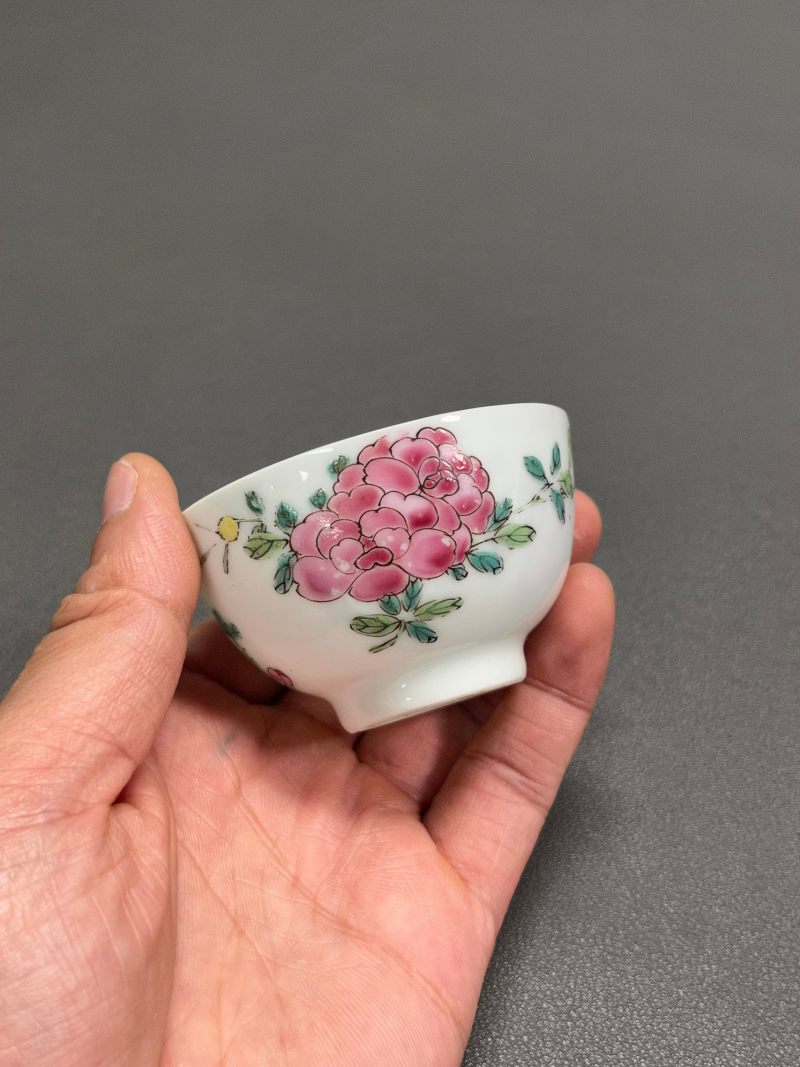 清雍正 粉彩花卉纹杯 - 图8