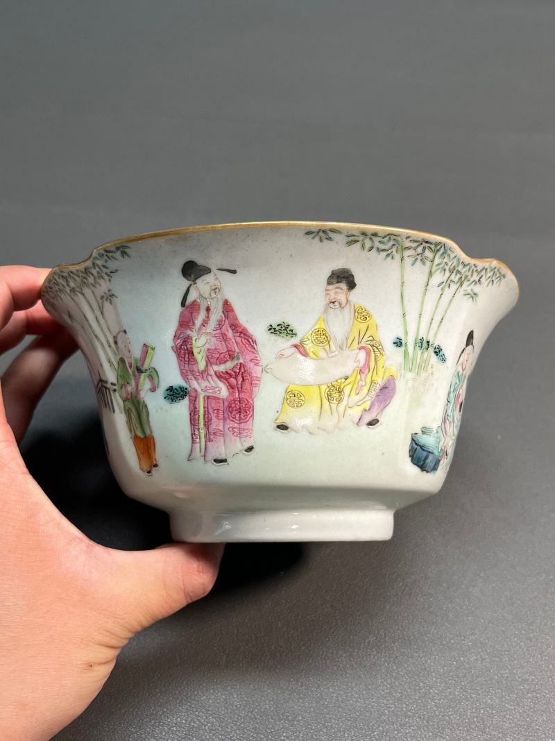 清道光  粉彩人物倭角碗 - 图4