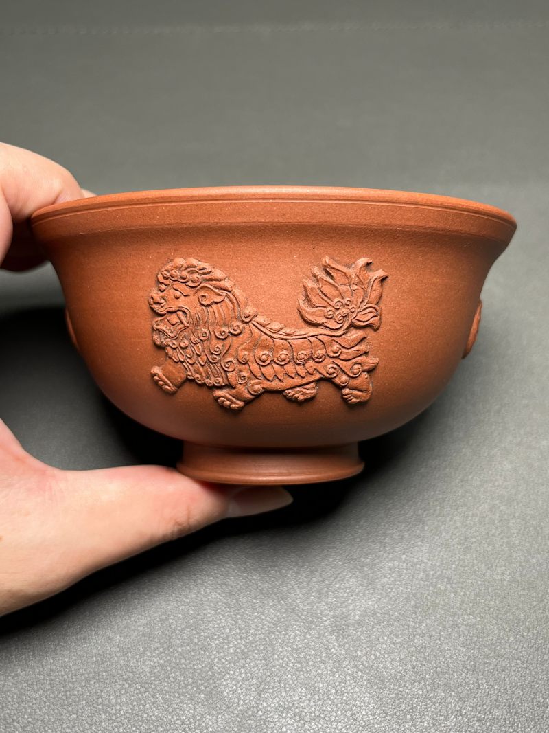 清  紫砂贴塑瑞狮纹盖碗 - 图7