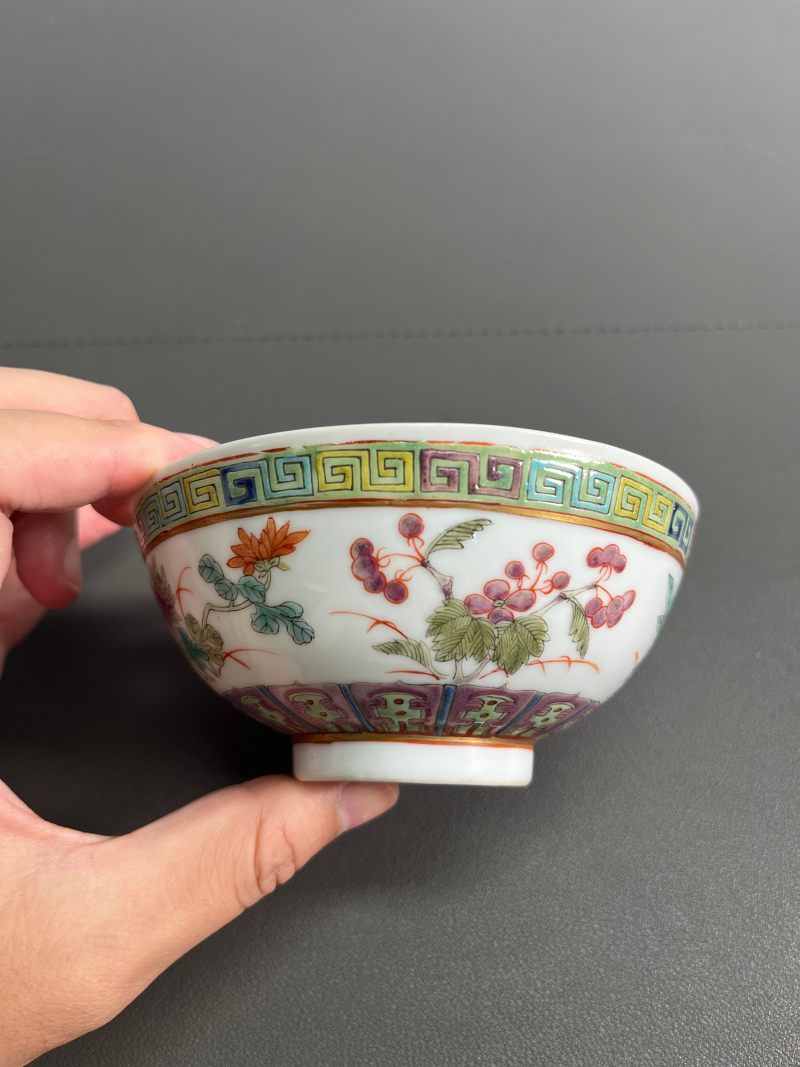 清光绪  粉彩折枝花卉纹碗 - 图5