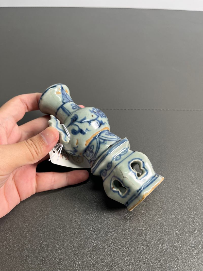 元  青花花卉纹双耳小尊 - 图8