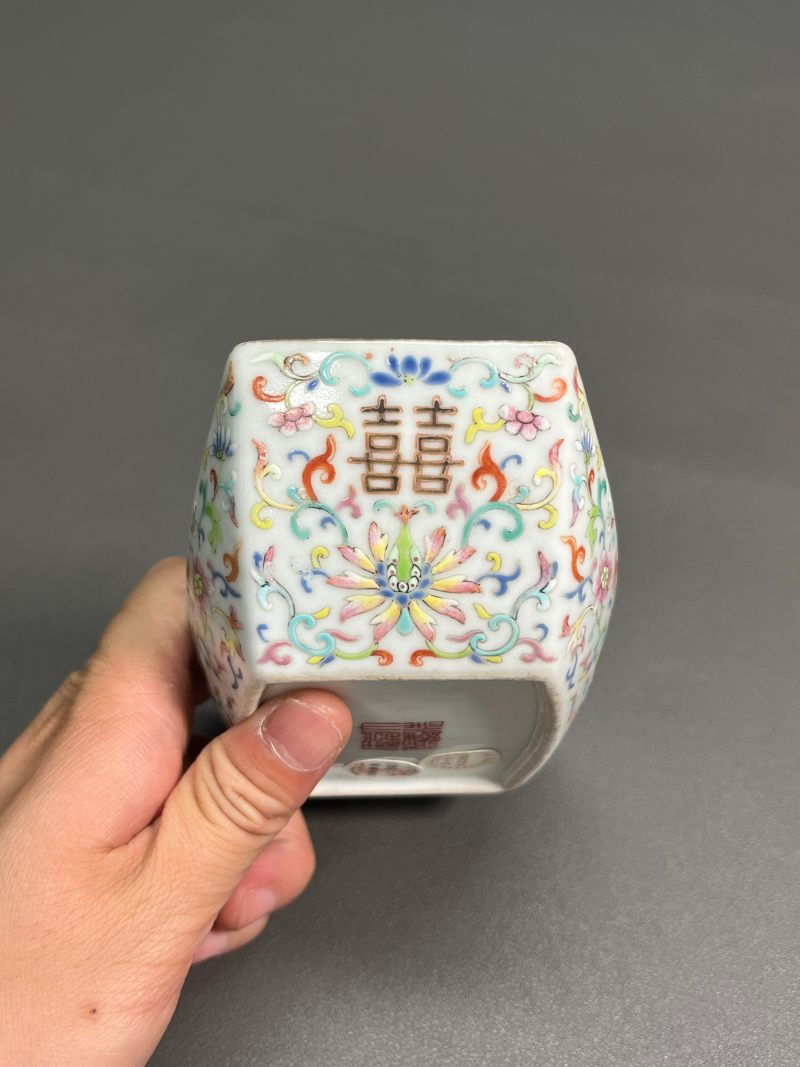 清嘉庆  粉彩洪福喜庆绵长纹茶船 - 图12