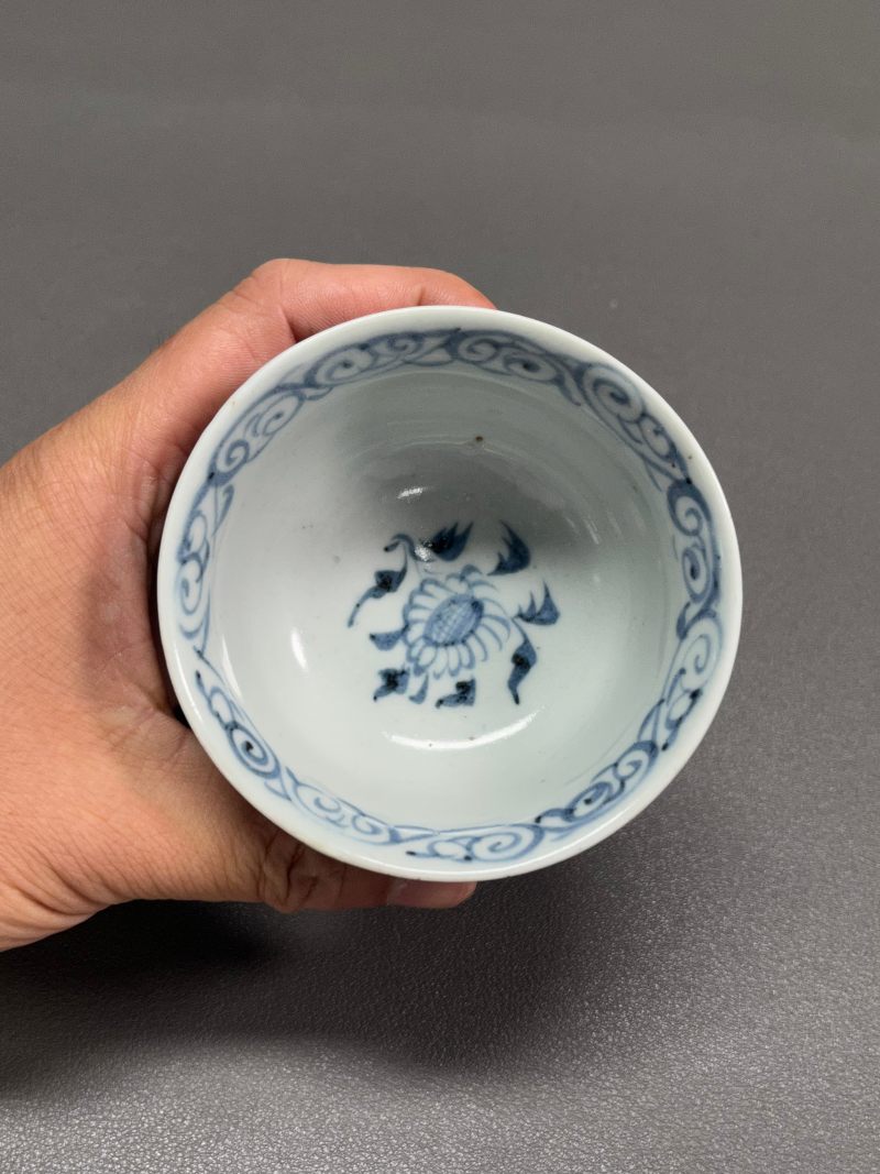 元  青花花卉纹高足杯 - 图9
