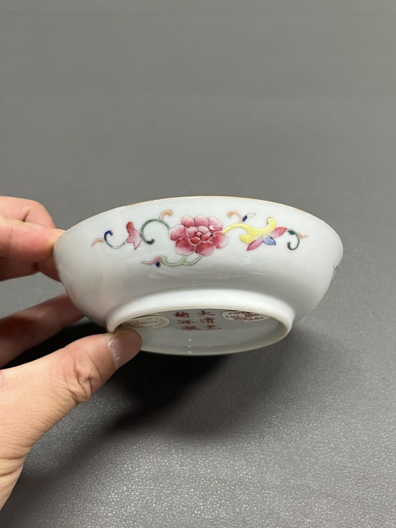 清光绪  松石绿地粉彩花鸟纹盘（一对） - 图8