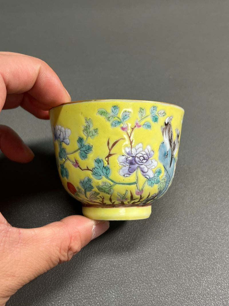 清光绪  黄地粉彩花鸟纹杯 - 图6