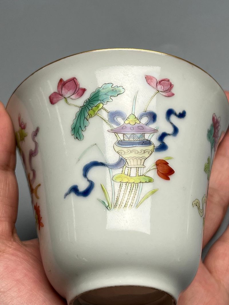 清道光  粉彩花卉八吉祥纹盖杯 - 图18