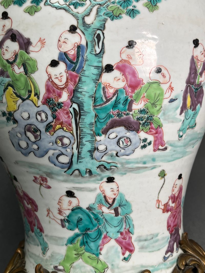 清雍正  粉彩“百子嬉春”图大罐 - 图15